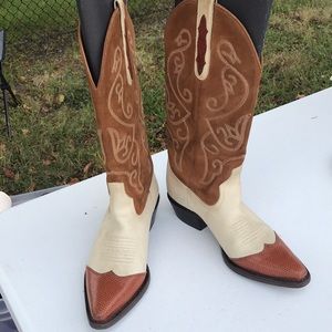 Nine West Cowgirl Boots size 8 Leather Uppers